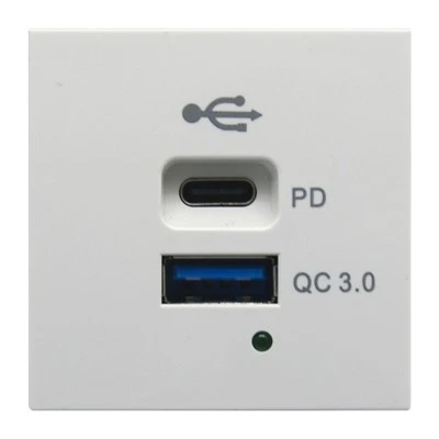 ที่ชาร์จ USB A USB C ขนาด 45 วัตต์
